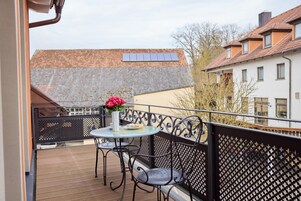 Superior Triple Room | Outdoor dining