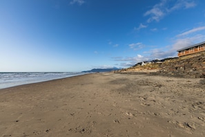 On the beach, white sand - Surfside Resort (Rockaway Beach)