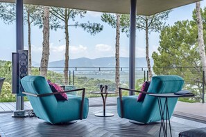 Terrace/patio - FRGK TTWHYNOT Luxury Contemporary Villa Pool, Ga (Mougins)