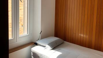 2 chambres, fer et planche à repasser, Wi-Fi gratuit