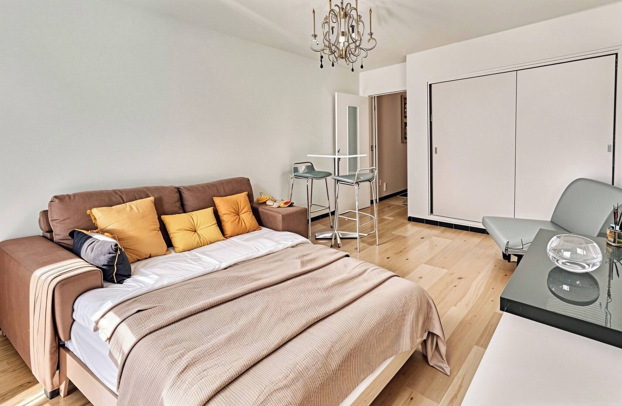 1 chambre, fer et planche à repasser, Wi-Fi gratuit, draps fournis