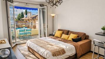 1 chambre, fer et planche à repasser, Wi-Fi gratuit, draps fournis