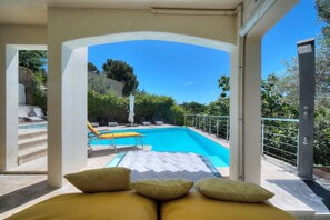 Unclassified image, 2 of 59, button - FRGK Dream Villa with Sea View Overlooking Cap d (Vallauris)