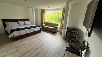 Dobbeltrom – deluxe, privat bad, hageutsikt