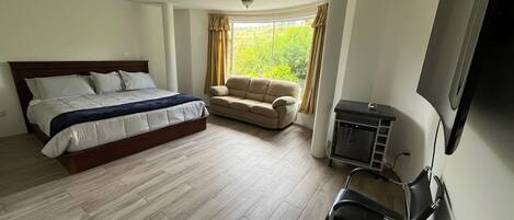 Chambre Deluxe double, salle de bain privée, vue sur le jardin