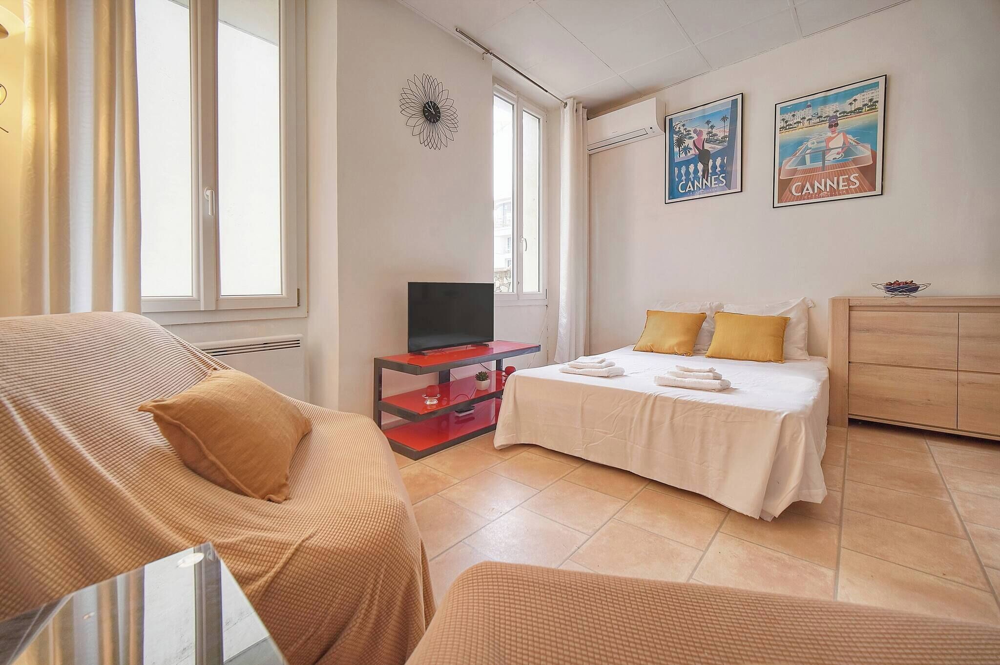 1 bedroom, iron/ironing board, free WiFi, bed sheets