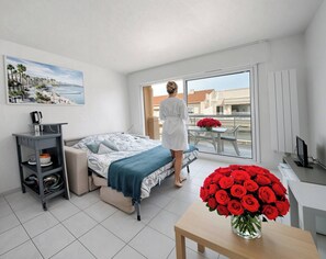 1 bedroom, iron/ironing board, free WiFi, bed sheets - FRGK Gallieni Quiet terrace (Cannes)