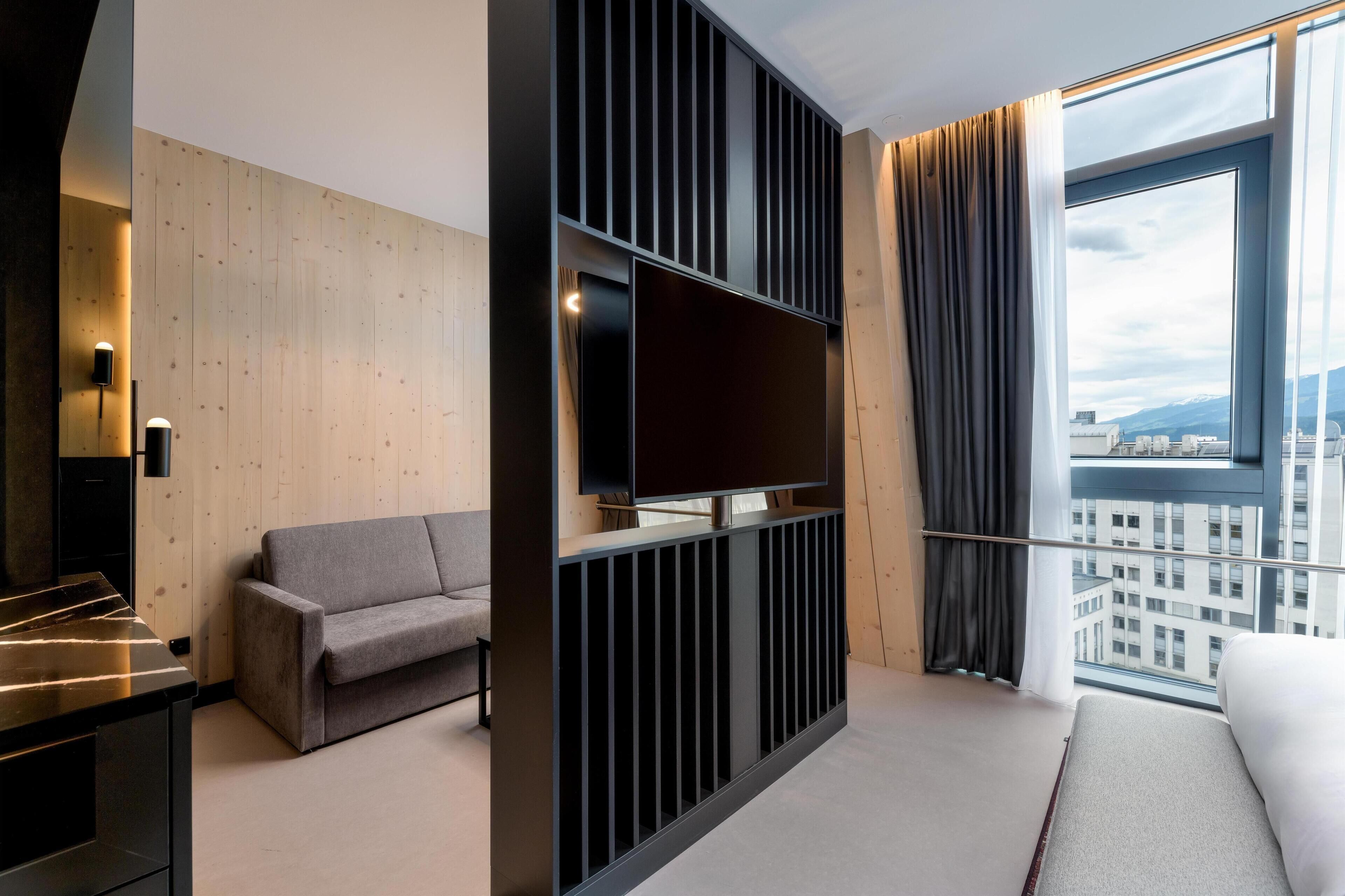 Radisson Red Innsbruck Reviews, Deals & Photos 2026 - Expedia.com