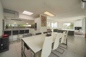 Dining - FRGK Villa Hameau des Collines Pool, Tranquil (Le Cannet)