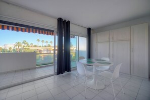 Dining - COPACABANA (Cannes)
