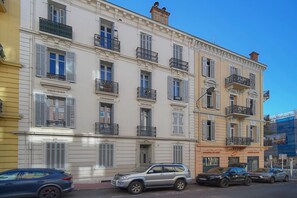Extérieur