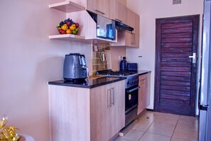 Private kitchen - The perfect 2-bedroom apartment Designed for those who value neatness. (Harare)