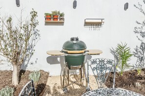 Terrace/patio - Host & Stay | Alice Hideaway (Brighton and Hove)