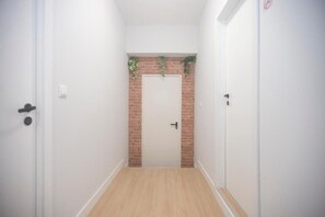 Interior - Aerostay Hostel (Maia)