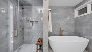 Shower, hair dryer, towels - Amazing Sagaponack Estate Minutes to Gibson Beach and Wolffer Estate... (Sagaponack)