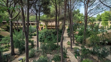 Apartment, 2 Bedrooms, Accessible, Patio | Garden