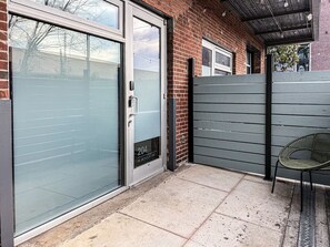Exterior detail - Cozy Brick Loft | w/patio and free parking (Knoxville)