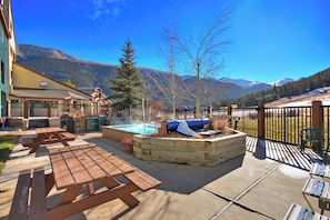 Outdoor dining - Ski in Ski out, Hot Tub, Perfect Mountain Getaway FP219 (Copper Mountain)