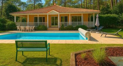 Belle villa avec piscine - 3 chambres -Proche océan