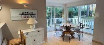 Beautiful villa with pool - 3 bedrooms -Close to the ocean