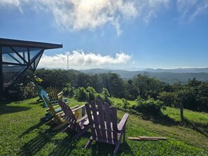 Property grounds - Valhalla cabin with jacuzzi, fireplace and mountain view (Angeles Sur)