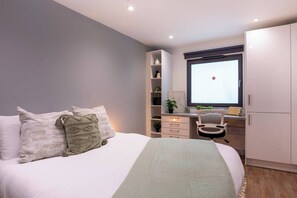 Single Room, Non Smoking | Iron/ironing board, free WiFi - Student Only The Bridge Phase II (Newcastle-upon-Tyne)