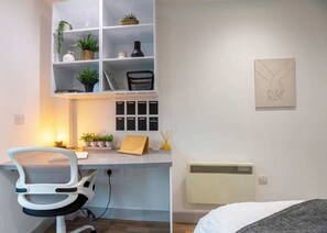 Single Room, Non Smoking - Student Only The Bridge Phase II (Newcastle-upon-Tyne)