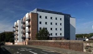 Exterior - Student Only The Bridge Phase II (Newcastle-upon-Tyne)