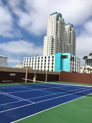 Sports court - SpaceX Launches and Fun Filled Family Beach Days - 1st Floor 2BR/2BA Condo (South Padre Island)