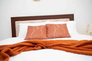 1 bedroom, WiFi, bed sheets - Cozy 1BR Apt - Business & Leisure - Mbezi Beach (Dar es Salaam)