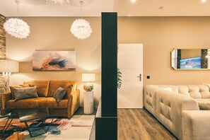 Living area - "Pearl" panoramic view (Lons-le-Saunier)