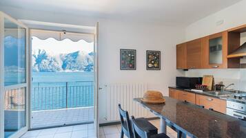 Apartment (2 Bedrooms) | Private kitchen