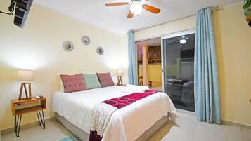 2 bedrooms, iron/ironing board, WiFi, bed sheets