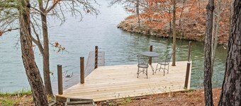 Lakeside Pines: Waterfront>Bike in/out>Game Room>Fitness Room
