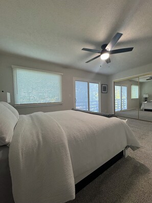 2 Schlafzimmer, Bügeleisen/Bügelbrett, kostenloses WLAN, Bettwäsche