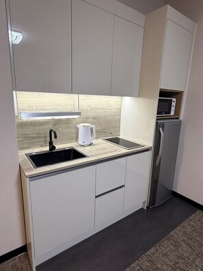 Quarto casal standard, sacada | Cozinha privada