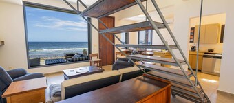 Direct Beach Access!! - Casa On The Rocks Uruguay