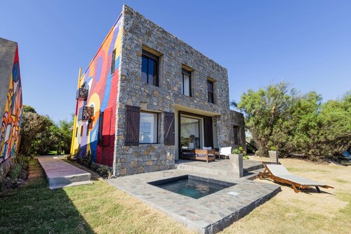 Direct Beach Access!! - Casa On The Rocks Uruguay