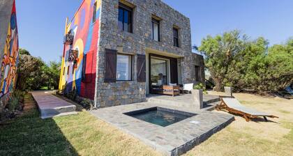 Direct Beach Access!! - Casa On The Rocks Uruguay