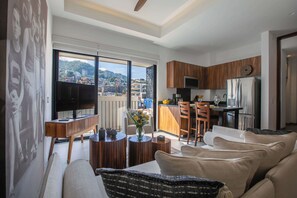TV - Amazing Vallarta Escape (Puerto Vallarta)