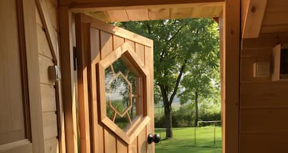 The Kota du Paradou in Givet – Unique Finnish Cabin Experience