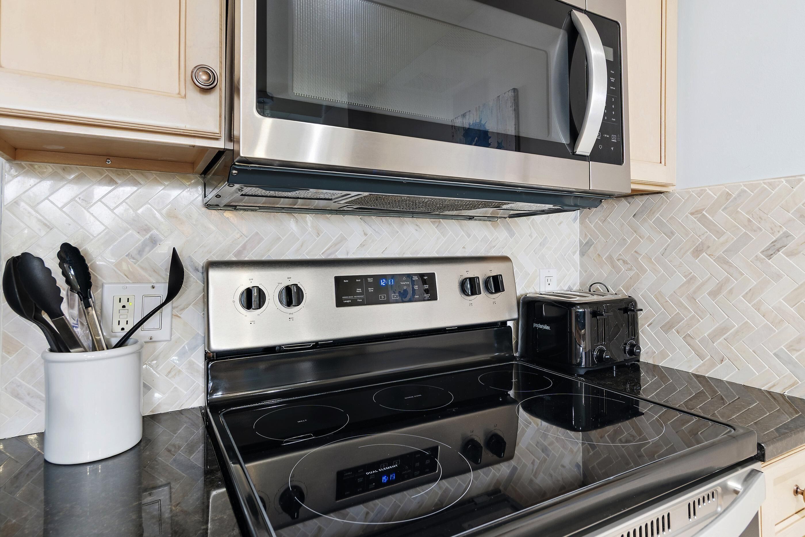 Condo, 1 King Bed with Sofa bed (Grand Sandestin 2409) | Private kitchen