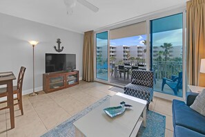 Living area - Waterscape 428-b (Fort Walton Beach)