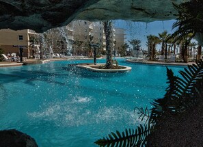 Apartment, 1 King-Bett und Schlafsofa (Waterscape 428-B) | Pool | Außenpool, beheizter Pool