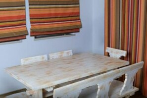 Dining - Vrbo Property (Luz)