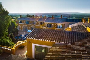 Exterior - Vrbo Property (Luz)