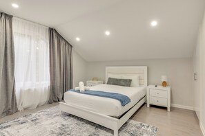 Luxury-Villa, 5 Schlafzimmer, Küche | Hochwertige Bettwaren, Bügeleisen/Bügelbrett, Reisekinderbett