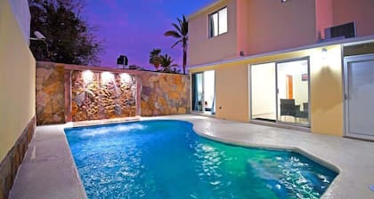Condo Pool Palapa Lounge Free Parking Onsite