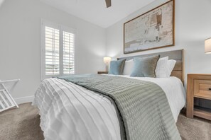4 chambres, fer et planche à repasser, accès à Internet, literie fournie