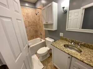 Hair dryer, soap - MTR-PetFriendly-FreeParking-WalkingTreadmill (Chicago)